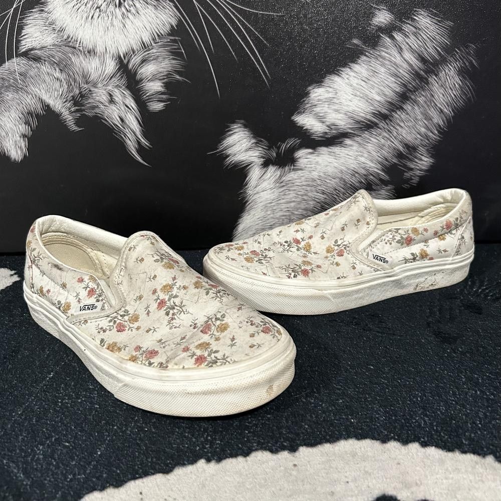 Vans VN0A38F7VMR Slip On Sneaker Unisex M5/W6.5 Beige Classic Skateboarding